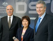 L to R: Minister for Defence Science and Personnel Warren Snowdon, Minister's Award for Achievement in Defence Science 2011 awardee Cheng Anderson, Secretary of the Department of Defence Duncan Lewis. 